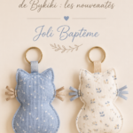 Collection de ballotins à dragées colorés Bykiki pour un baptême élégant.