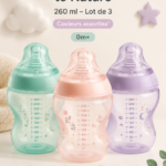 Biberons Tommee Tippee 260ml Closer to Nature sur une table de change
